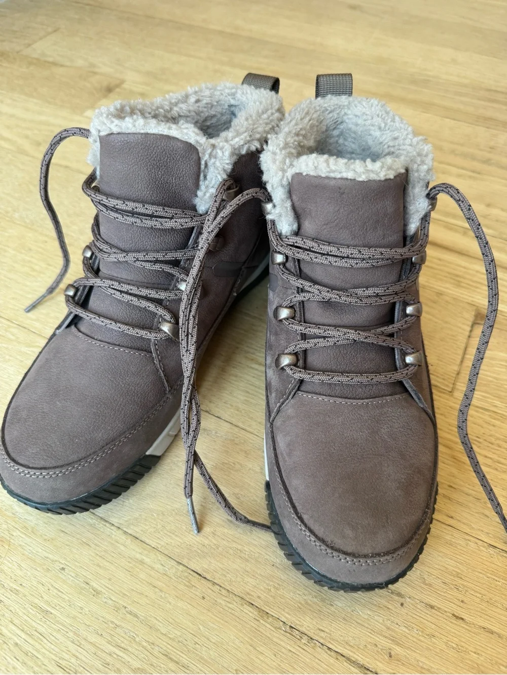 The North Face Sierra Mid Lace Waterproof Boot - Women's